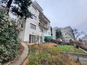 Pronájem bytu 1+1, Praha - Smíchov, Mošnova, 35 m2