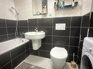 Prodej bytu 1+kk, Praha - Střížkov, Zakšínská, 26 m2