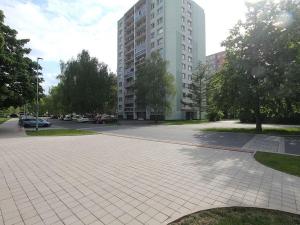 Pronájem bytu 3+1, Pardubice - Polabiny, Brožíkova, 72 m2