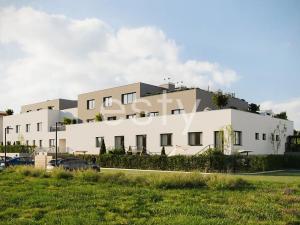 Prodej bytu 1+kk, Praha - Satalice, Za Novákovou zahradou, 29 m2