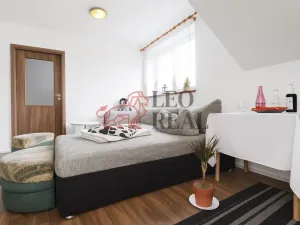 Prodej bytu 3+kk, Oslavany, Růžová, 53 m2