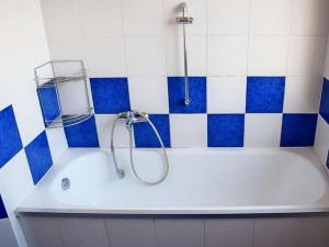 Pronájem bytu 3+kk, Praha - Hlubočepy, Voskovcova, 90 m2