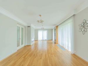 Prodej vily, Statenice - Černý Vůl, V Lukách, 249 m2