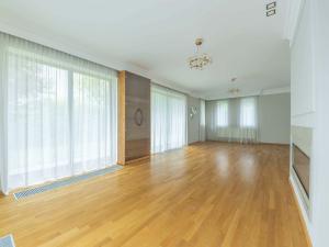 Prodej vily, Statenice - Černý Vůl, V Lukách, 249 m2