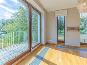 Prodej vily, Statenice - Černý Vůl, V Lukách, 249 m2