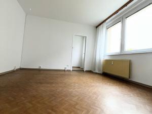 Pronájem bytu 2+1, Krnov, Březinova, 46 m2