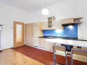Pronájem bytu 3+kk, Praha - Smíchov, Zborovská, 76 m2