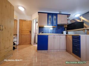 Pronájem bytu 2+kk, Praha - Řeporyje, Loučná, 38 m2