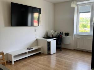 Pronájem bytu 2+kk, Praha - Holešovice, 50 m2