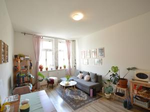 Pronájem bytu 2+kk, Praha - Nusle, Čestmírova, 50 m2