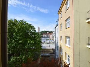 Pronájem bytu 2+kk, Praha - Nusle, Čestmírova, 50 m2