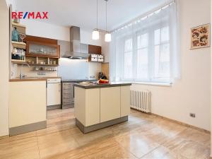 Prodej bytu 2+1, Praha - Holešovice, Tovární, 78 m2