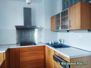 Pronájem bytu 2+kk, Praha - Vokovice, Kladenská, 57 m2