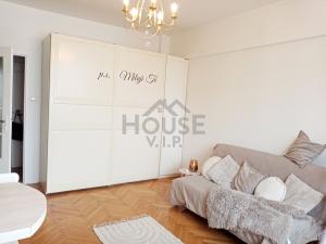 Prodej bytu 1+kk, Praha - Holešovice, Komunardů, 26 m2