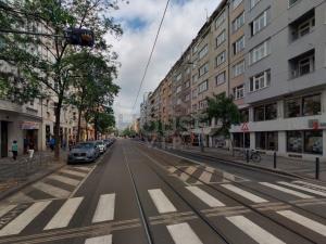 Prodej bytu 1+kk, Praha - Holešovice, Komunardů, 26 m2