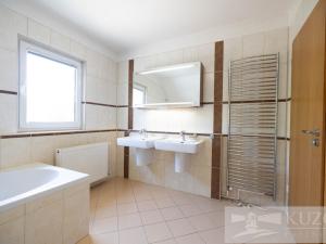 Prodej rodinného domu, Lomnička, 150 m2