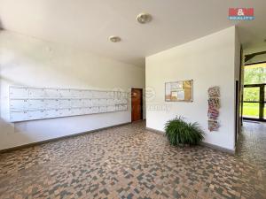 Pronájem bytu 3+1, Praha - Kobylisy, Kaňkovského, 72 m2