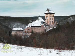 Pronájem rodinného domu, Králův Dvůr, Na Vinohradech, 126 m2