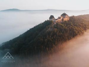 Pronájem rodinného domu, Králův Dvůr, Na Vinohradech, 126 m2