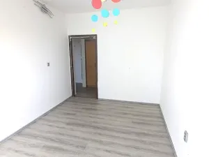 Pronájem bytu 2+kk, Ústí nad Labem, Šrámkova, 40 m2