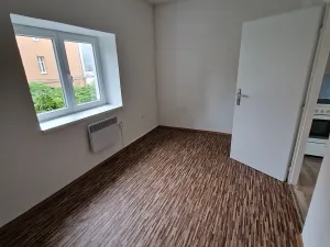 Pronájem bytu 2+kk, Ústí nad Labem, Májová, 42 m2