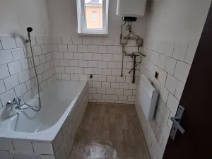 Pronájem bytu 2+kk, Ústí nad Labem, Májová, 42 m2