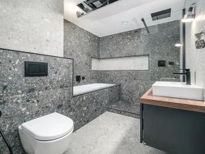 Prodej bytu 3+kk, Praha - Vysočany, Novovysočanská, 98 m2