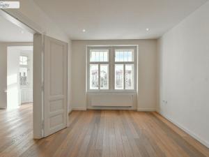 Pronájem bytu 3+kk, Praha - Vinohrady, náměstí Jiřího z Poděbrad, 93 m2