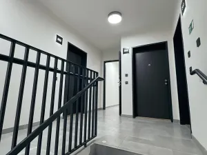 Pronájem bytu 2+kk, Praha - Prosek, Čakovická, 55 m2