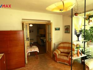 Prodej bytu 2+1, Ostrov, Luční, 62 m2