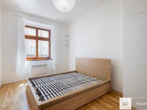 Pronájem bytu 2+kk, Praha - Žižkov, Malešická, 41 m2