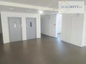 Prodej bytu 2+kk, Praha - Vršovice, Vršovická, 76 m2