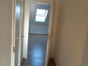 Pronájem bytu 1+kk, Roztoky, Lidická, 33 m2