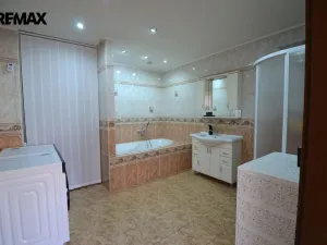 Prodej činžovního domu, Uničov, Masarykovo nám., 307 m2