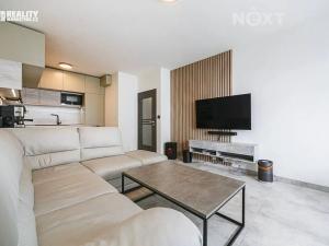 Prodej bytu 2+kk, Praha - Sobín, Želetická, 55 m2
