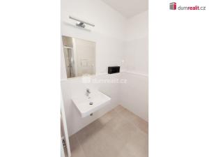 Pronájem bytu 1+kk, Praha - Libeň, Nad Kolčavkou, 30 m2