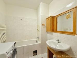 Prodej bytu 2+kk, Mladá Boleslav, U Kasáren, 48 m2