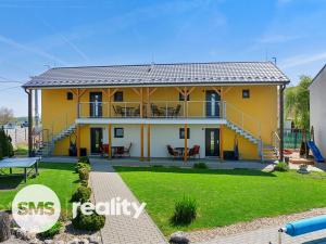 Prodej apartmánu, Milovice, 255 m2