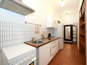 Pronájem bytu 1+kk, Praha - Vršovice, Bulharská, 34 m2