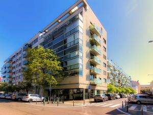 Pronájem bytu 3+kk, Praha - Holešovice, Osadní, 76 m2