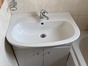 Pronájem bytu 1+kk, Dvůr Králové nad Labem, Rooseveltova, 22 m2