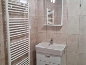 Pronájem bytu 2+kk, Plzeň, Houškova, 59 m2