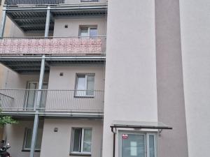 Pronájem bytu 2+kk, Plzeň, Houškova, 59 m2