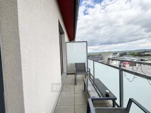 Pronájem bytu 3+kk, Včelná, Pod Tratí, 76 m2