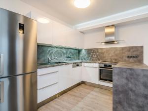 Pronájem bytu 4+kk, Praha - Radlice, U Dívčích hradů, 86 m2