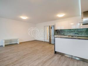 Pronájem bytu 4+kk, Praha - Radlice, U Dívčích hradů, 86 m2