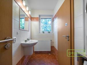Prodej rodinného domu, Mníšek pod Brdy, Pod Skalkou, 176 m2