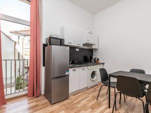 Pronájem činžovního domu, Praha - Karlín, 360 m2