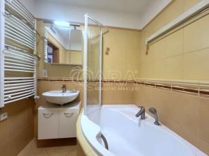Pronájem bytu 2+kk, Praha - Štěrboholy, Andersenova, 52 m2