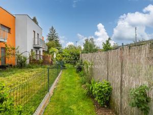Prodej bytu 4+kk, Černošice, Ostružinová, 95 m2